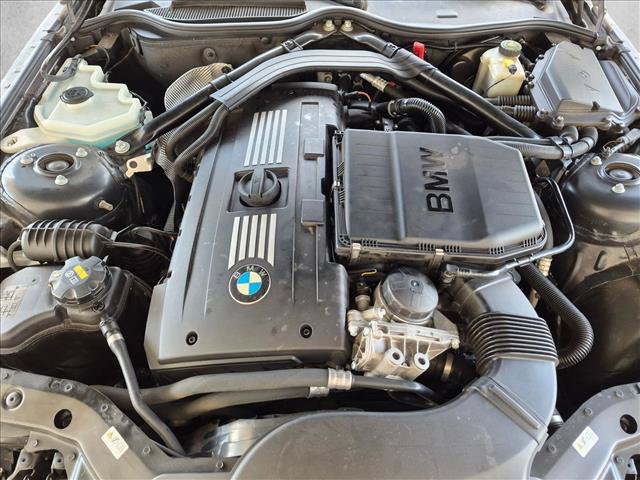 Used 2016 BMW Z4 sDrive35i RWD image 19