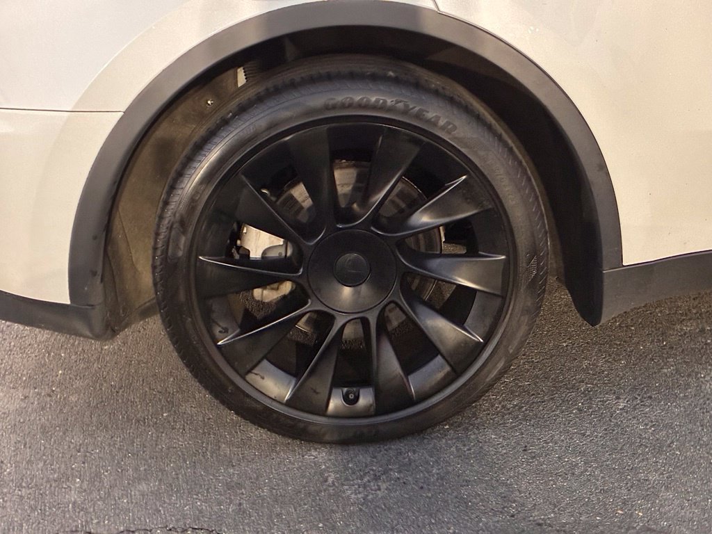 Used 2023 Tesla Model Y Long Range AWD/4WD image 48