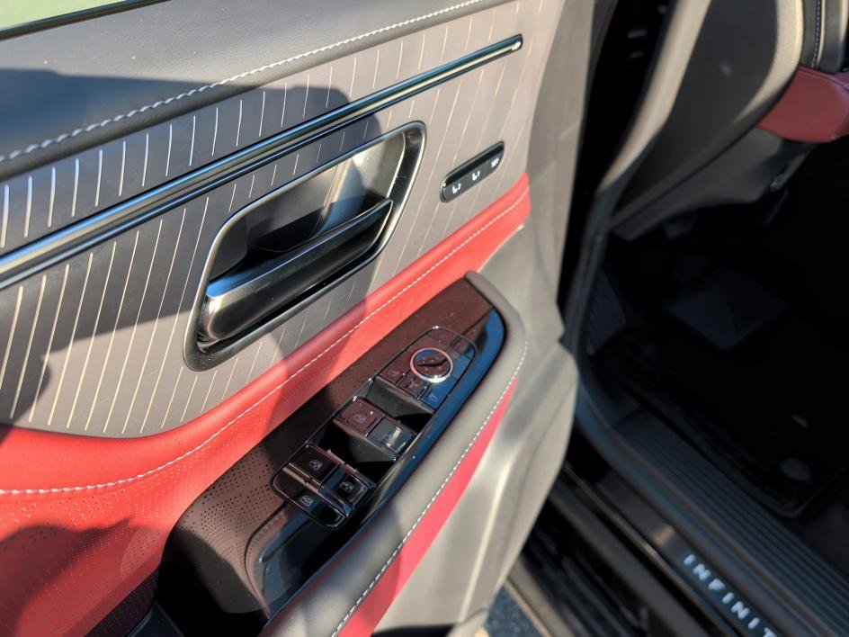 New 2026 INFINITI QX80 Autograph image 10