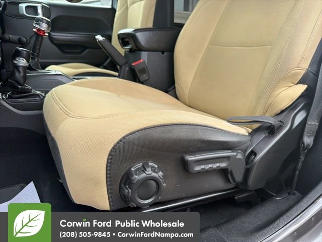Used 2019 Jeep Wrangler Sport image 26