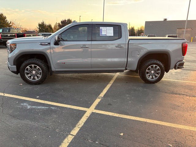 Used 2024 GMC Sierra 1500 AT4 w/ Technology Package AWD/4WD image 19