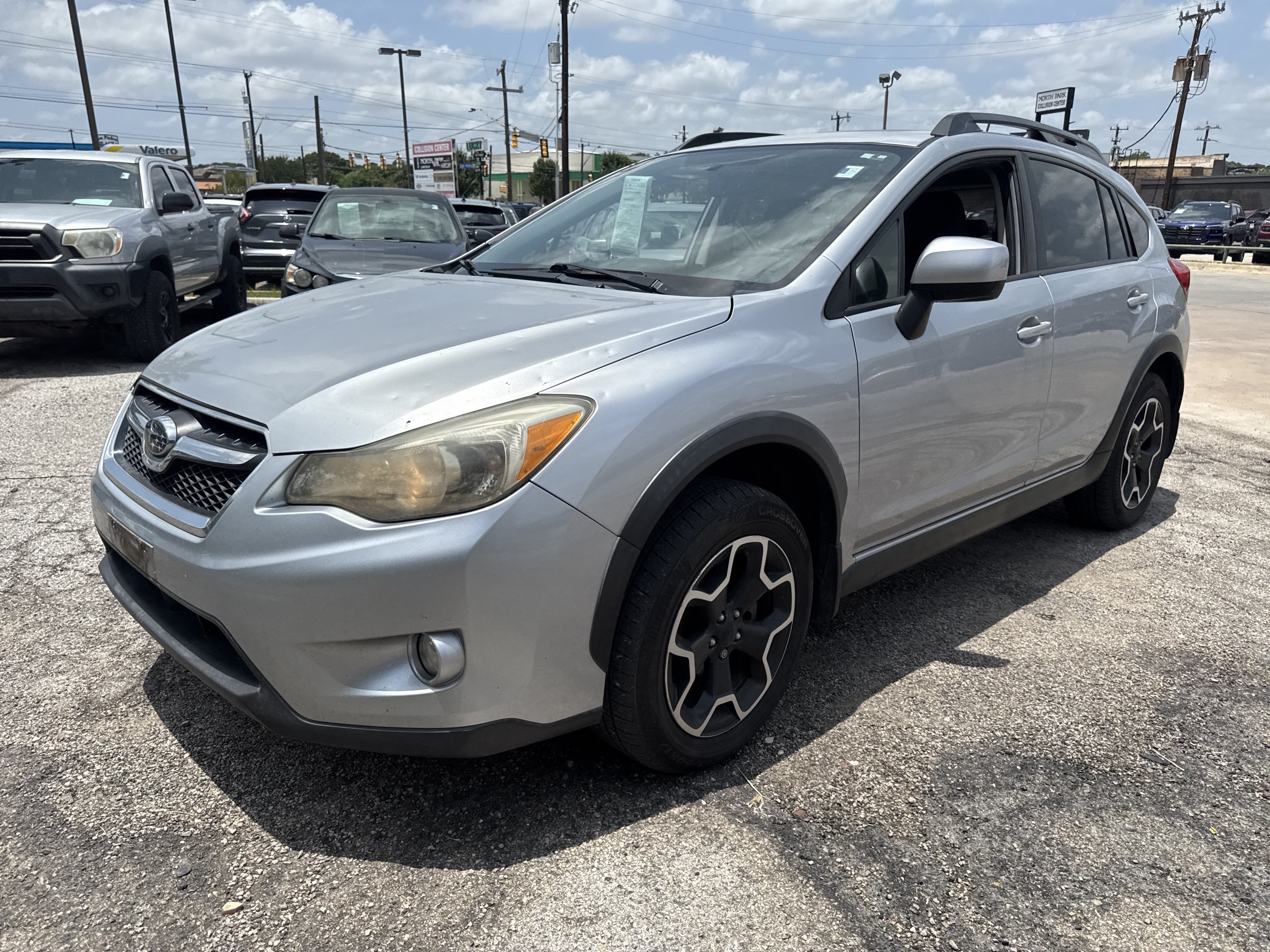 Used 2014 Subaru XV Crosstrek 2.0i Limited AWD/4WD image 7