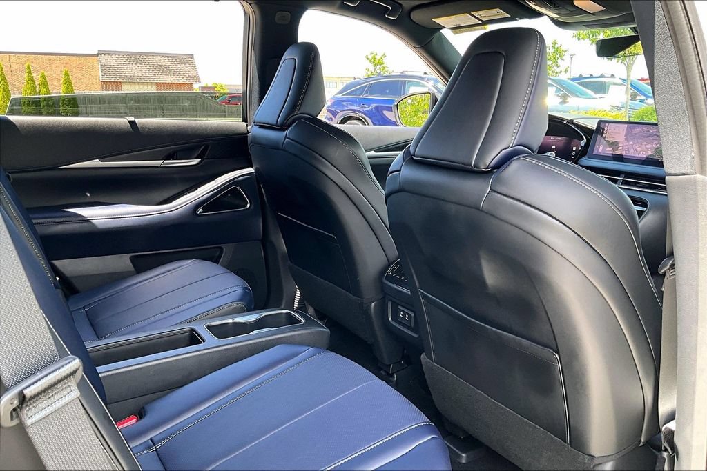 Certified 2026 INFINITI QX60 Sport w/ Dark Cargo Package AWD/4WD image 29