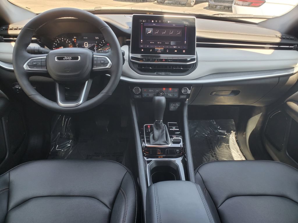 Used 2024 Jeep Compass Limited AWD/4WD image 23