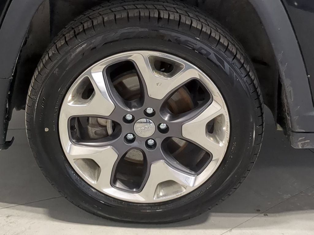 Used 2020 Jeep Compass Limited AWD/4WD image 17
