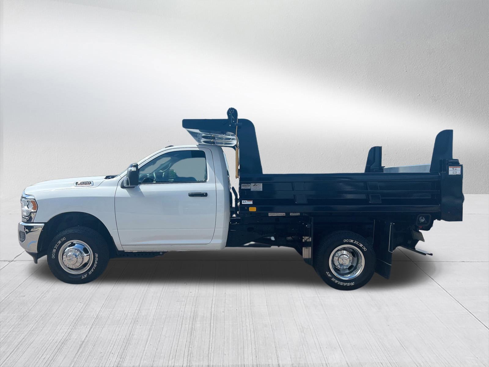 New 2024 RAM 3500 Tradesman image 7