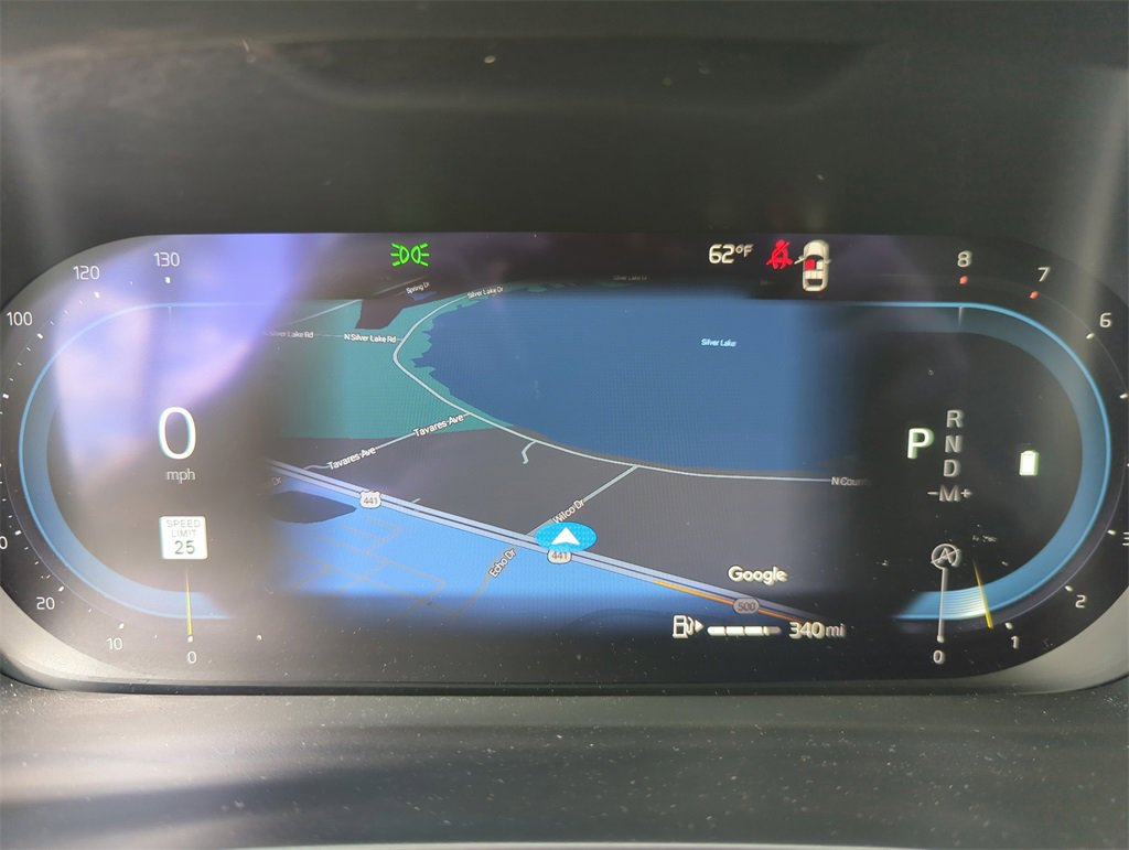 Used 2023 Volvo XC40 B4 Plus w/ Driver Assist Package image 43