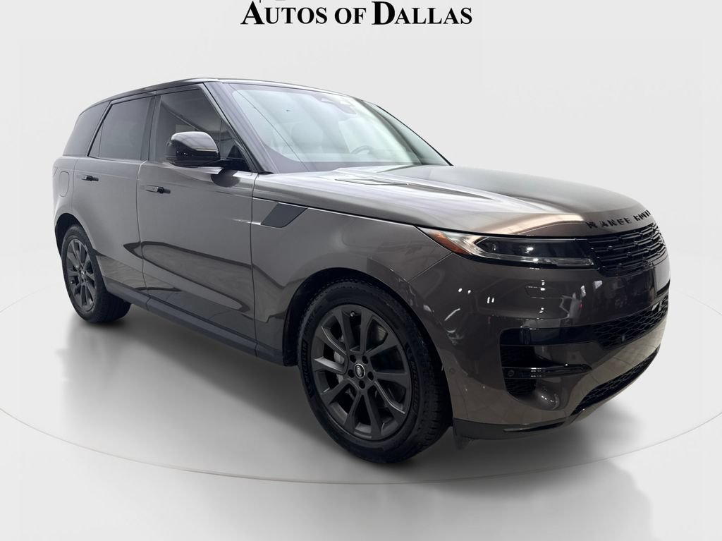 Used 2024 Land Rover Range Rover Sport SE AWD/4WD image 4