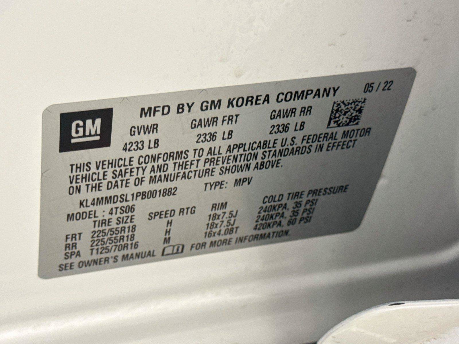 Used 2023 Buick Encore GX Select w/ Sport Touring Package FWD image 30