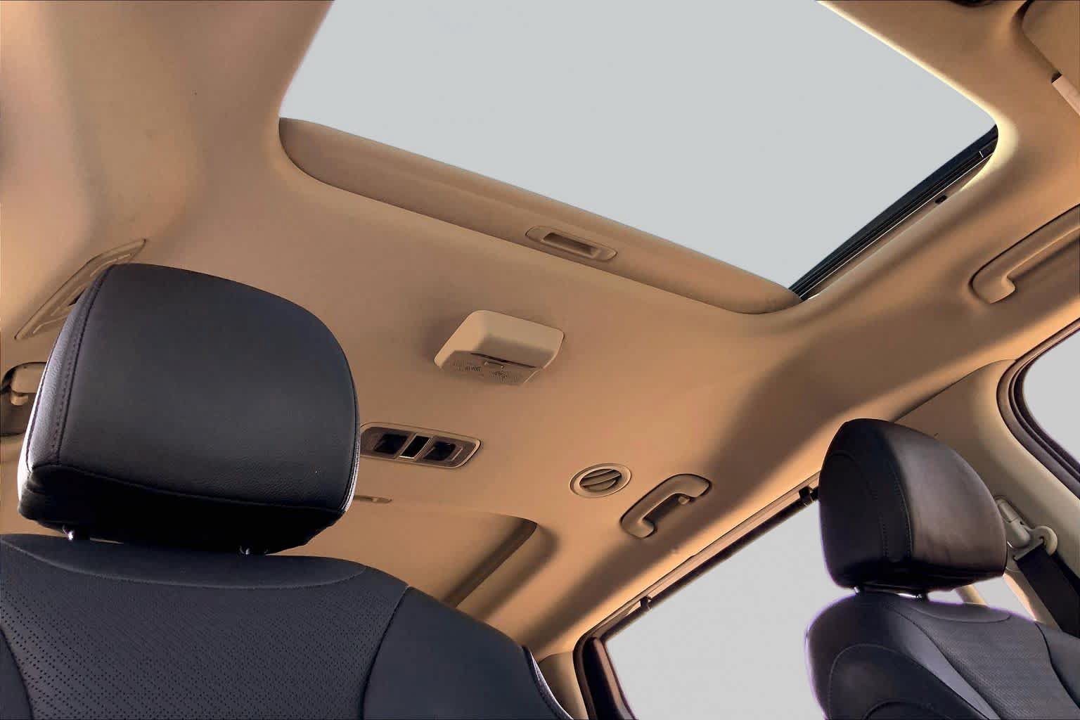 Used 2025 Kia Carnival SX Prestige FWD image 14