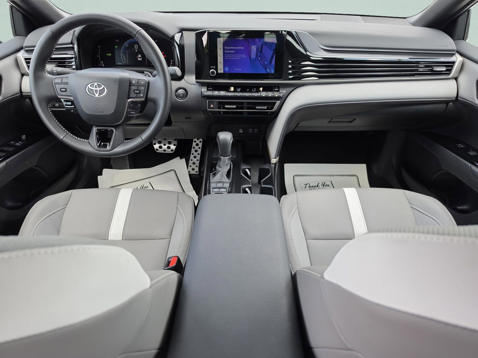 Used 2026 Toyota Camry SE w/ Convenience Package FWD image 15