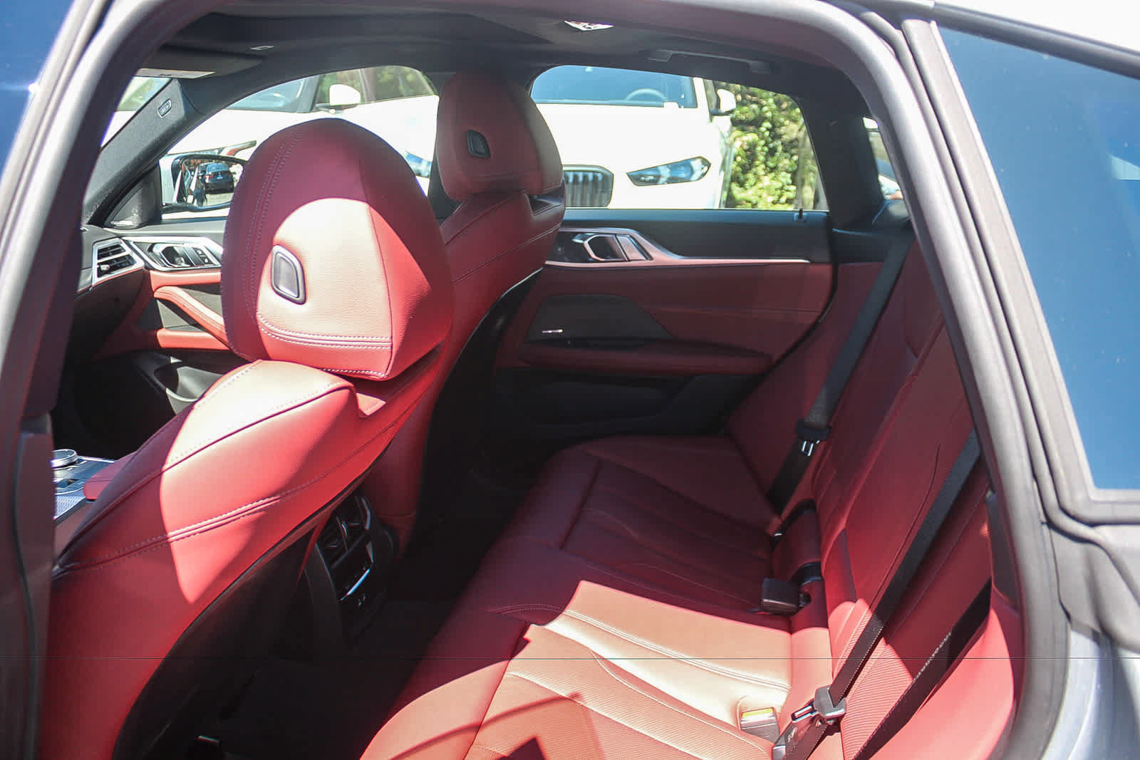 New 2026 BMW i4 eDrive40 w/ Premium Package RWD image 17
