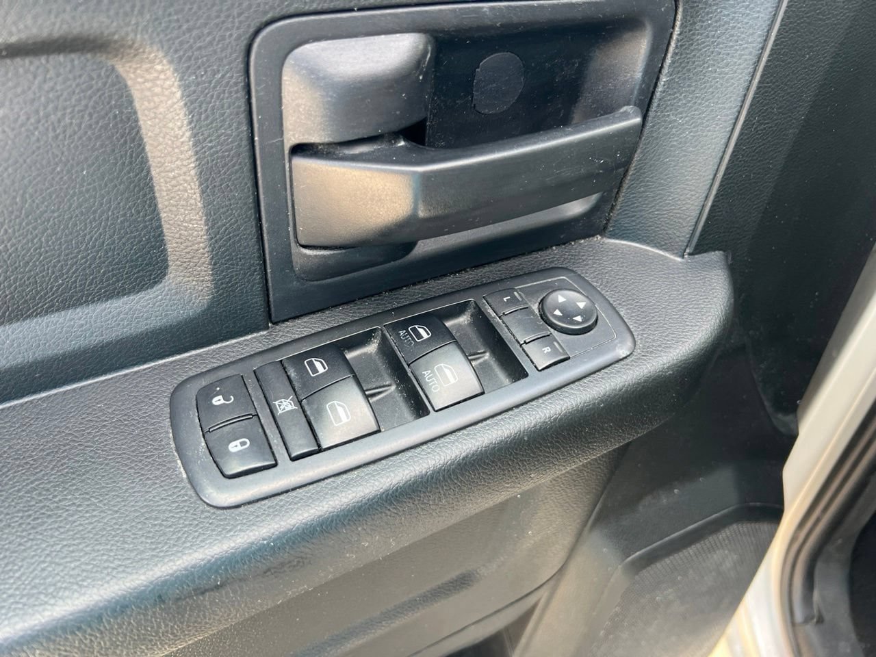 Used 2018 RAM 1500 Tradesman w/ Popular Equipment Group RWD image 12