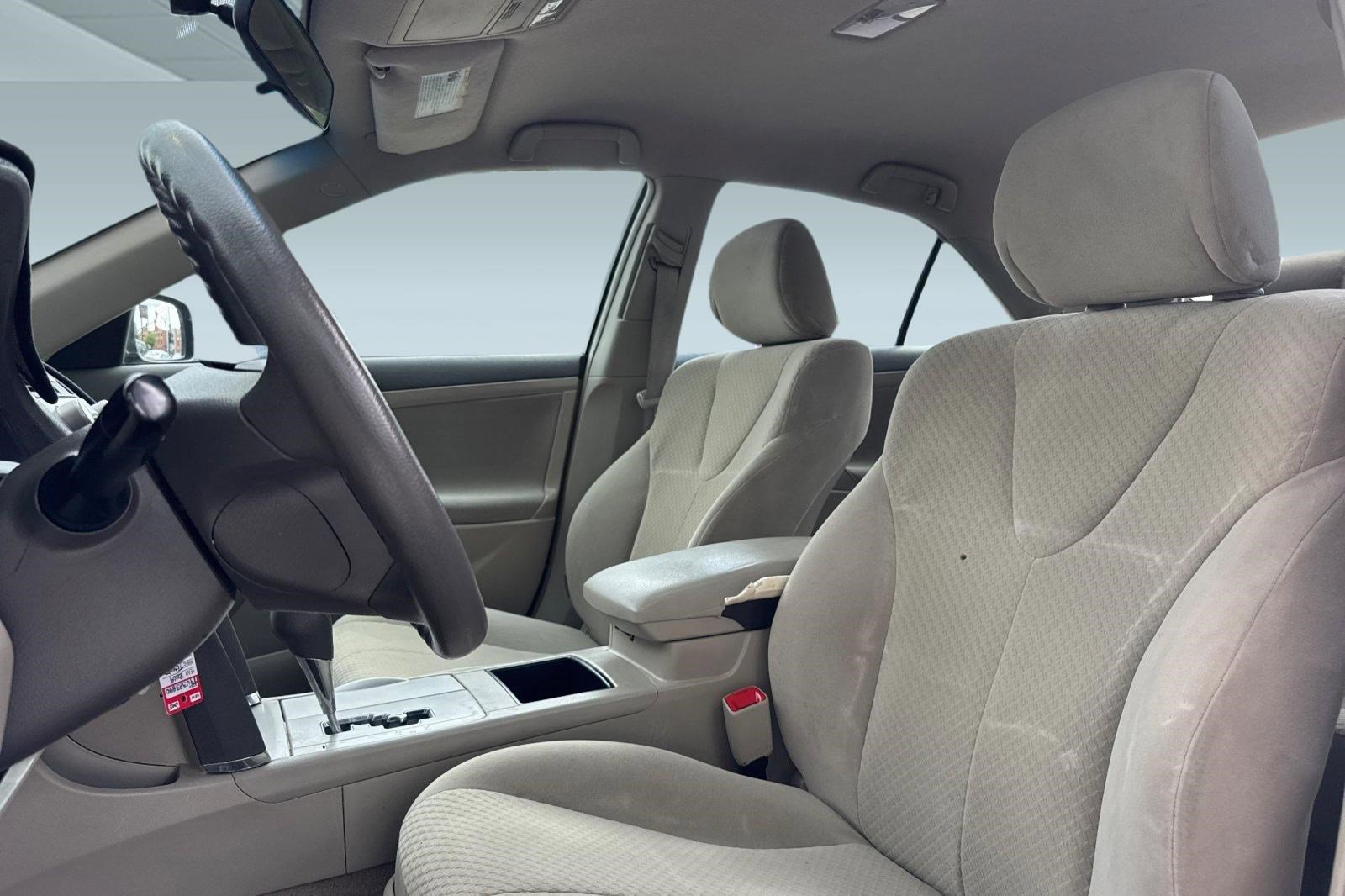 Used 2009 Toyota Camry LE image 23