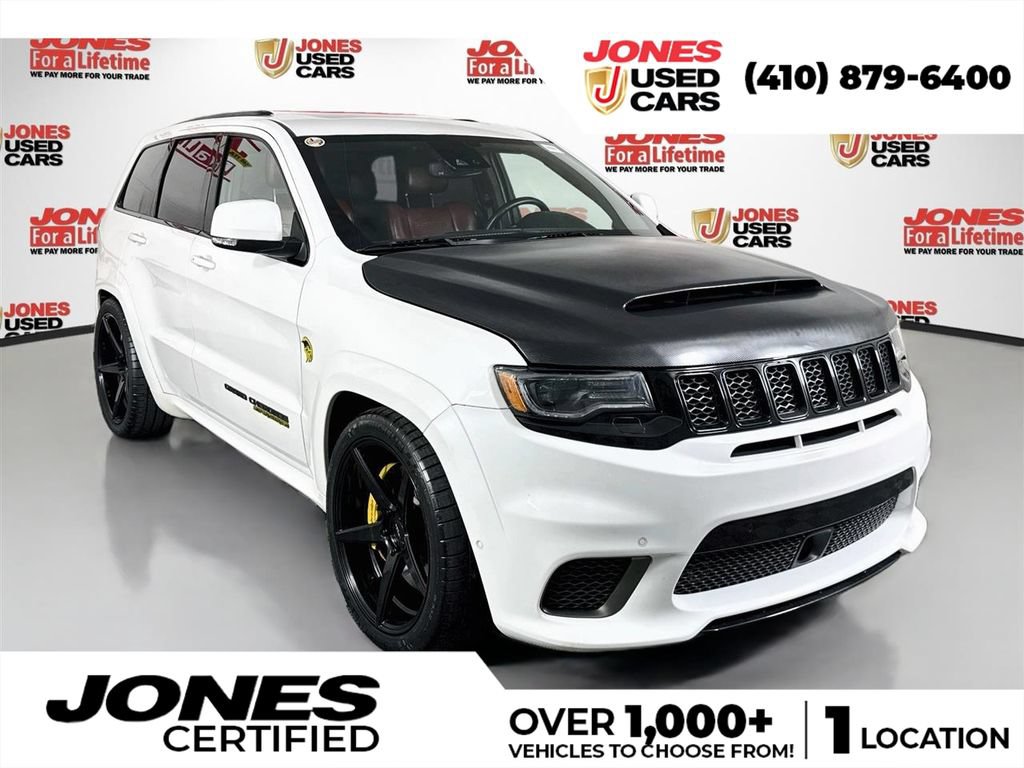 Used 2018 Jeep Grand Cherokee Trackhawk AWD/4WD image 1