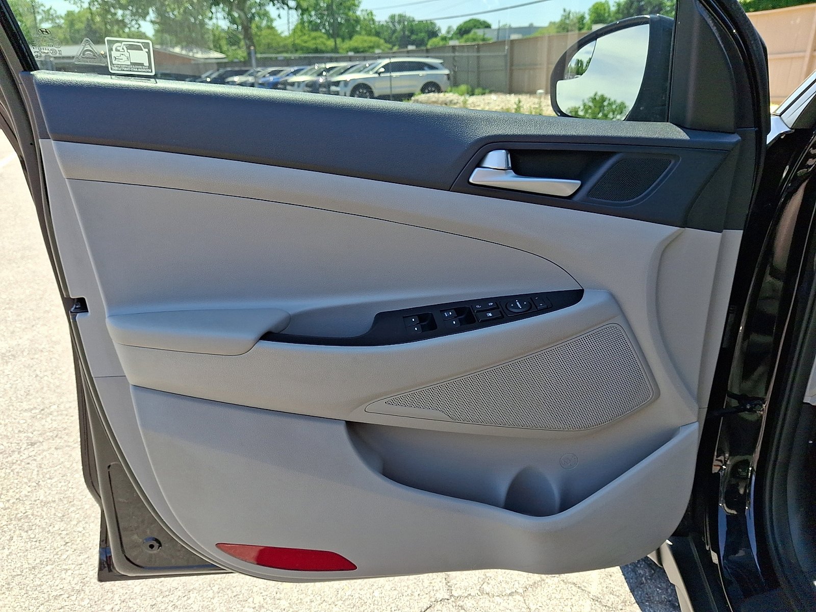 Used 2019 Hyundai Tucson SE w/ Cargo Package AWD/4WD image 14