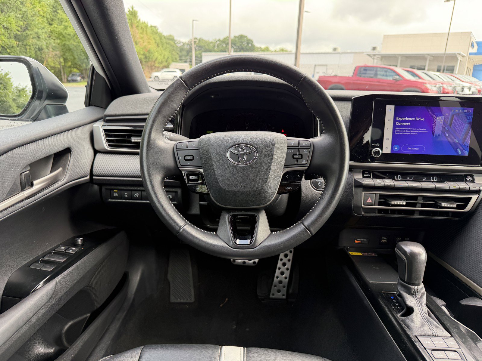 Used 2025 Toyota Camry SE FWD image 21