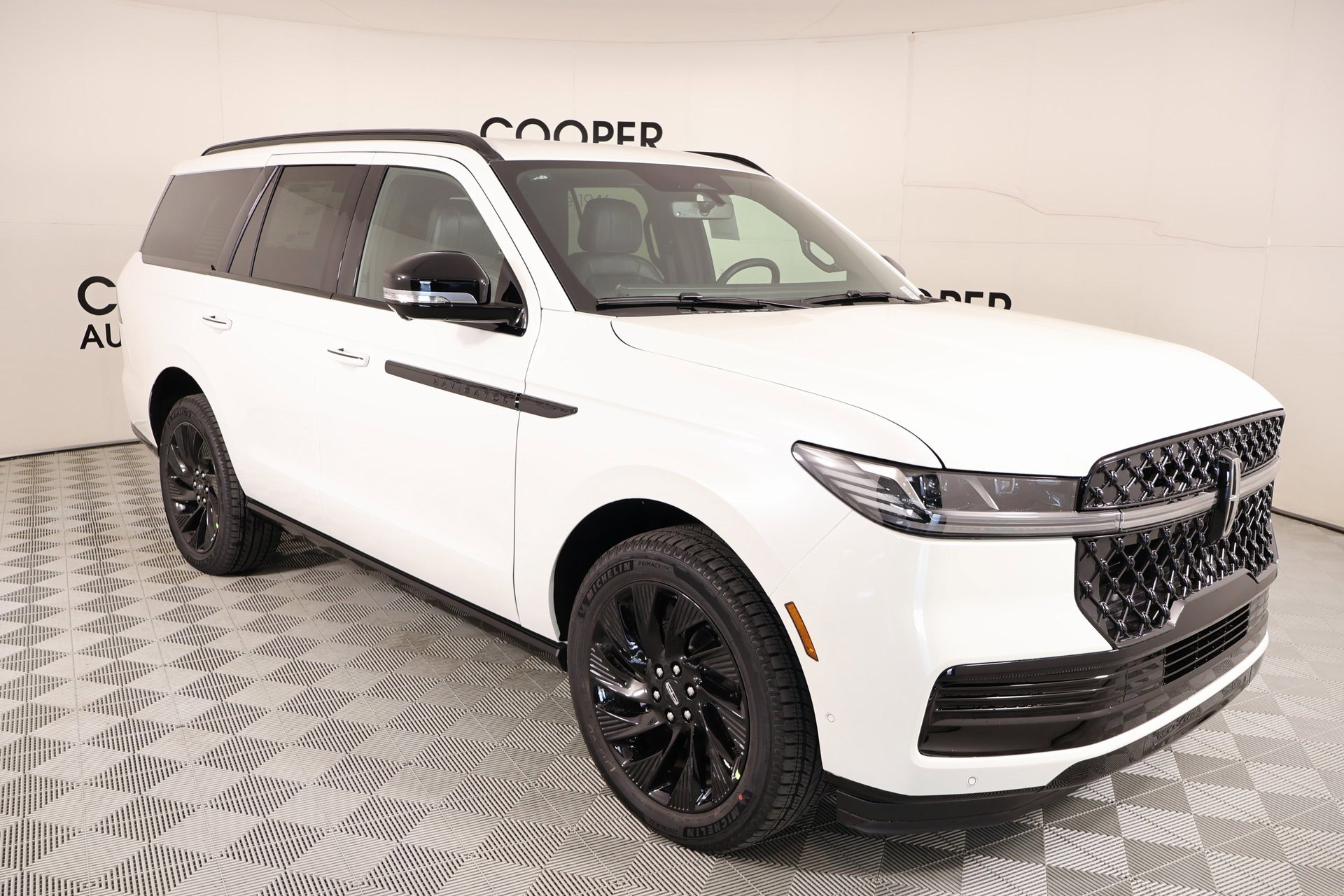 New 2025 Lincoln Navigator Reserve