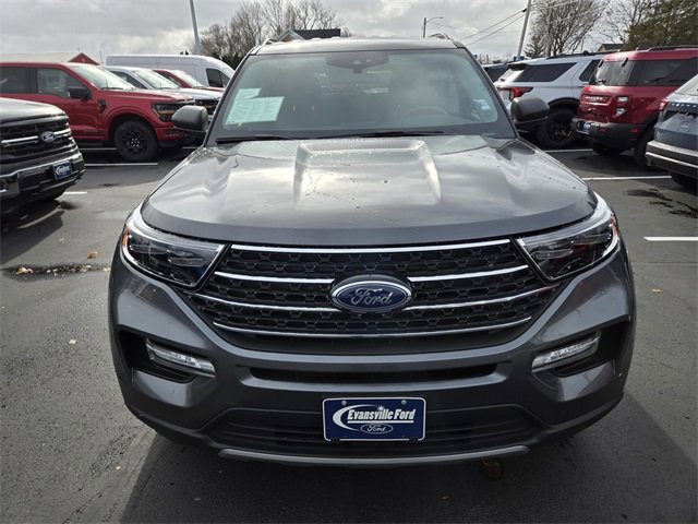 Used 2024 Ford Explorer XLT w/ Equipment Group 202A image 2