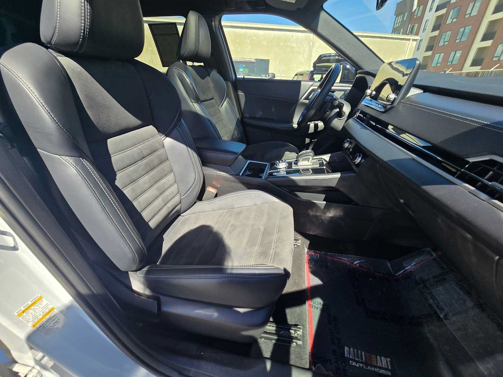 Used 2024 Mitsubishi Outlander Ralliart AWD/4WD image 10