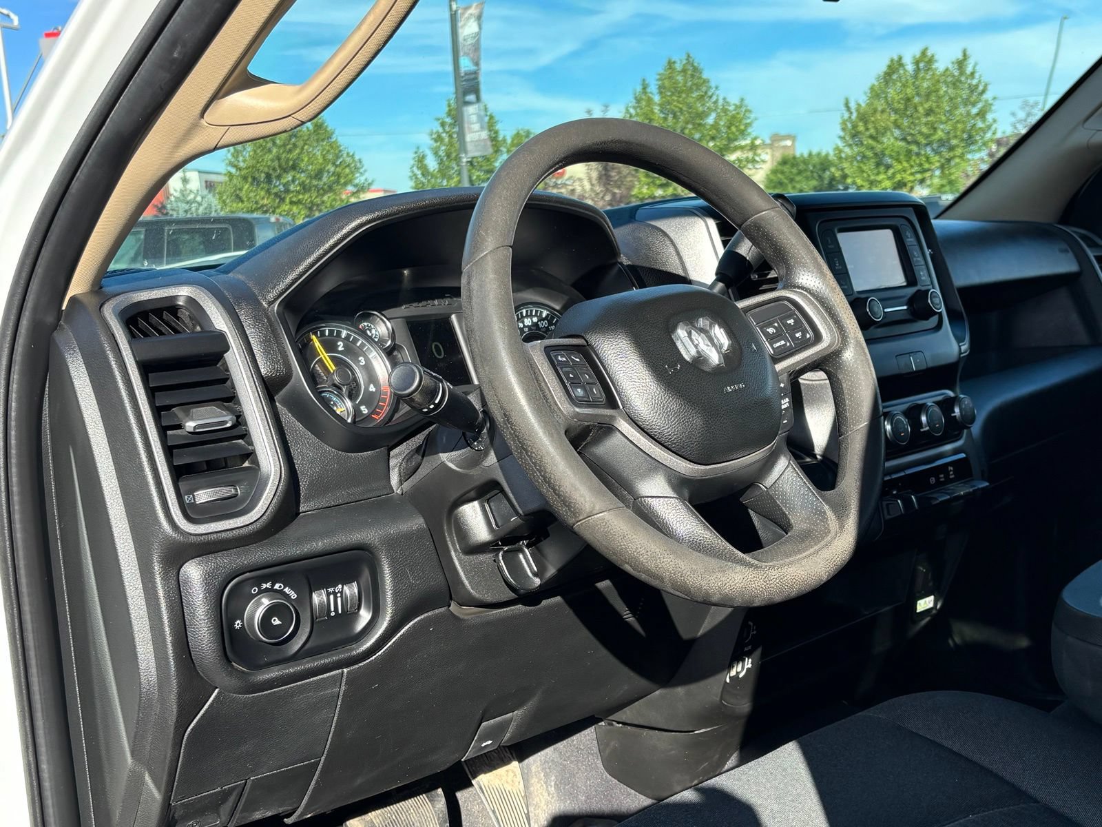 Used 2020 RAM 3500 Tradesman AWD/4WD image 14