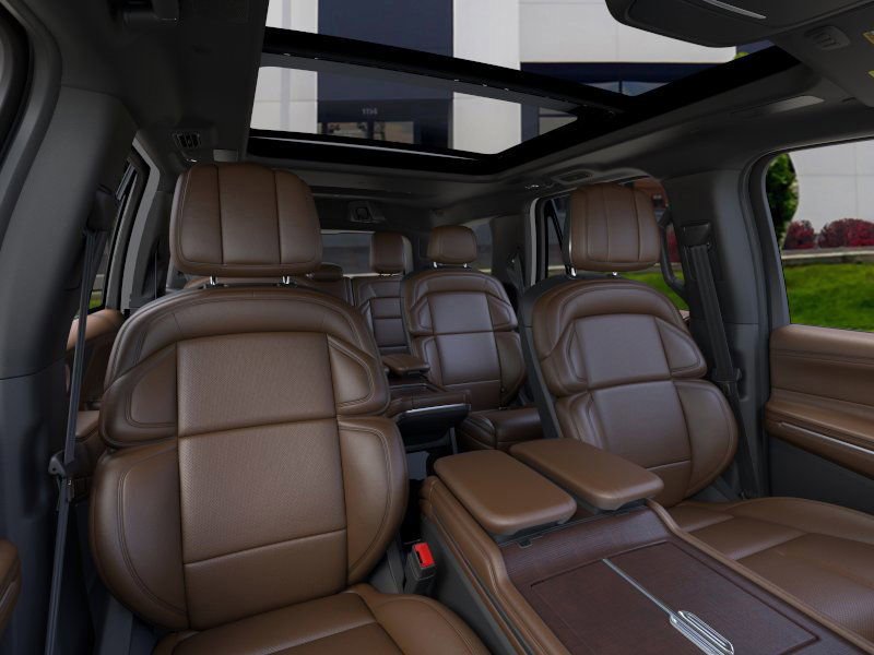 New 2025 Lincoln Navigator Reserve image 10