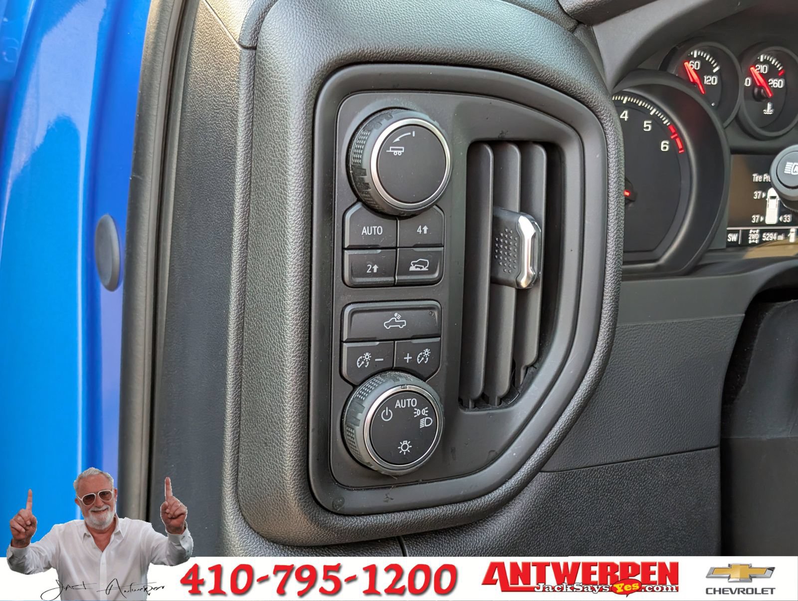 Used 2025 Chevrolet Silverado 1500 Custom AWD/4WD image 21