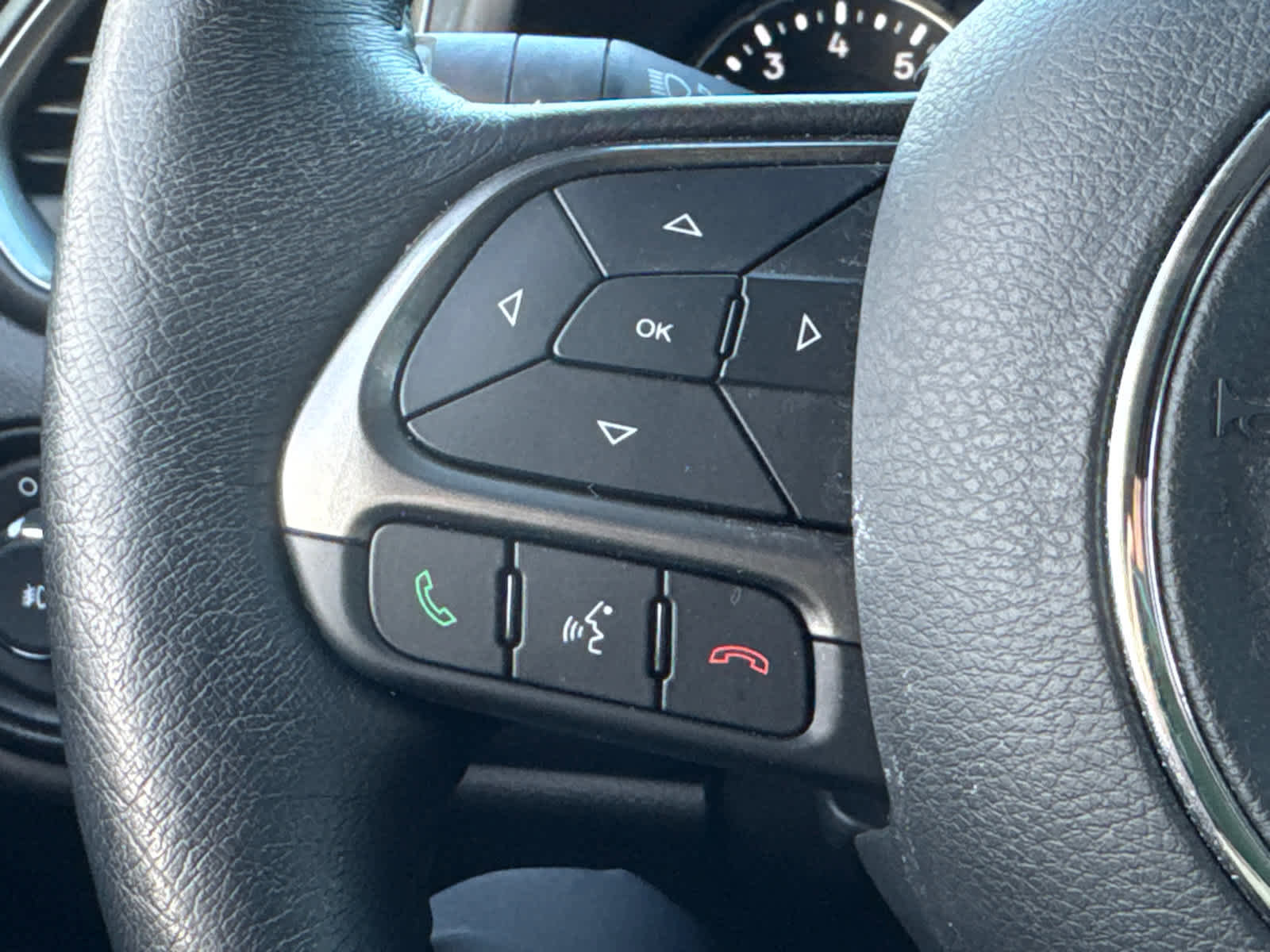 Used 2022 Jeep Renegade Latitude w/ Convenience Group image 21