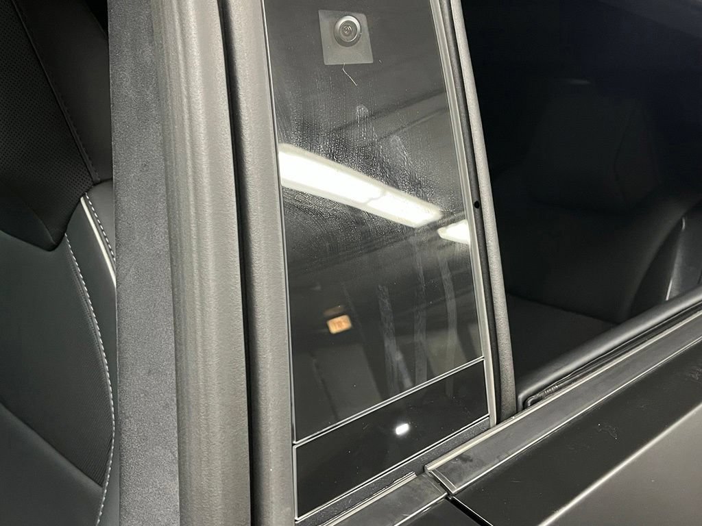 Used 2025 Tesla Cybertruck AWD Crew Cab image 19