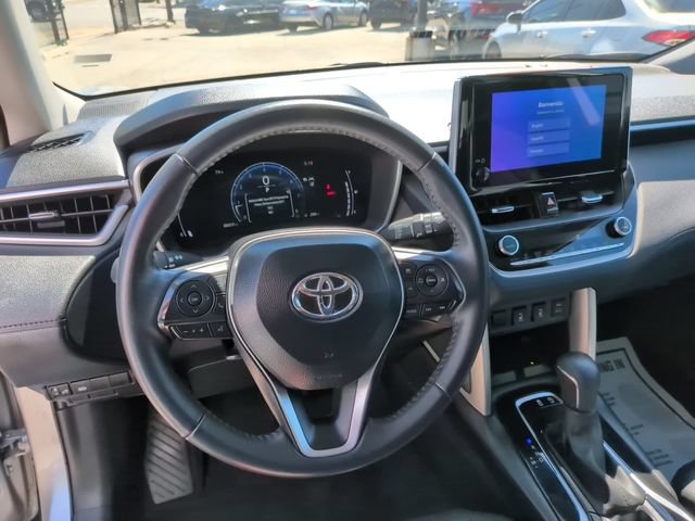 Certified 2025 Toyota Corolla Cross XLE FWD image 23