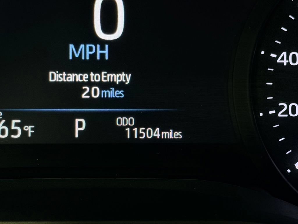 Used 2025 Toyota Sienna XLE w/ XLE Plus Package FWD image 14