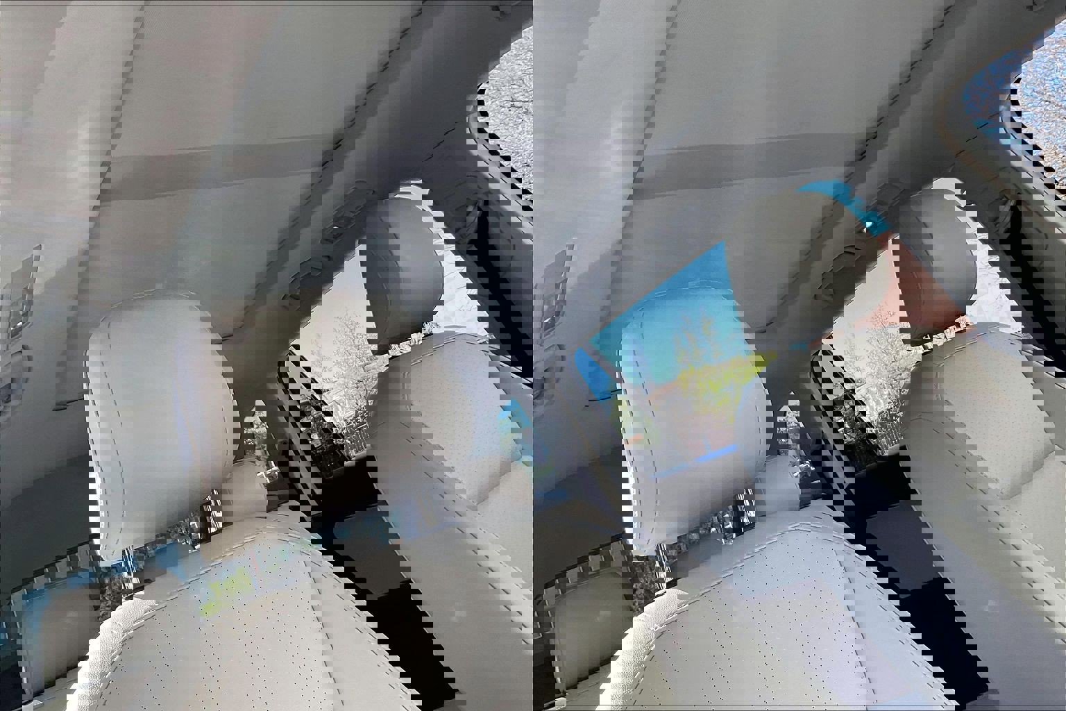 Used 2018 Volkswagen Tiguan SEL image 29