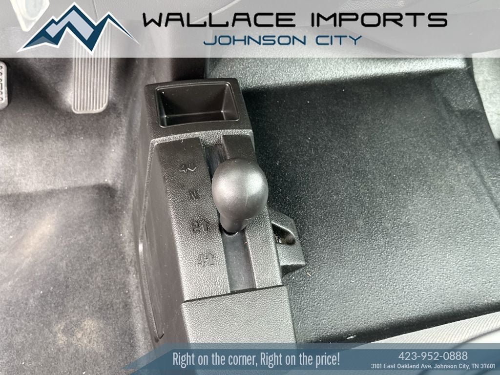 Used 2015 Chevrolet Silverado 3500 W/T AWD/4WD image 16