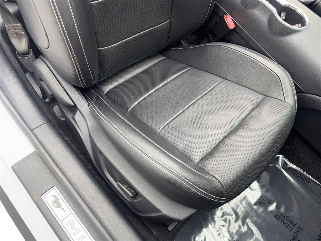 Used 2022 Ford Mustang Premium image 46