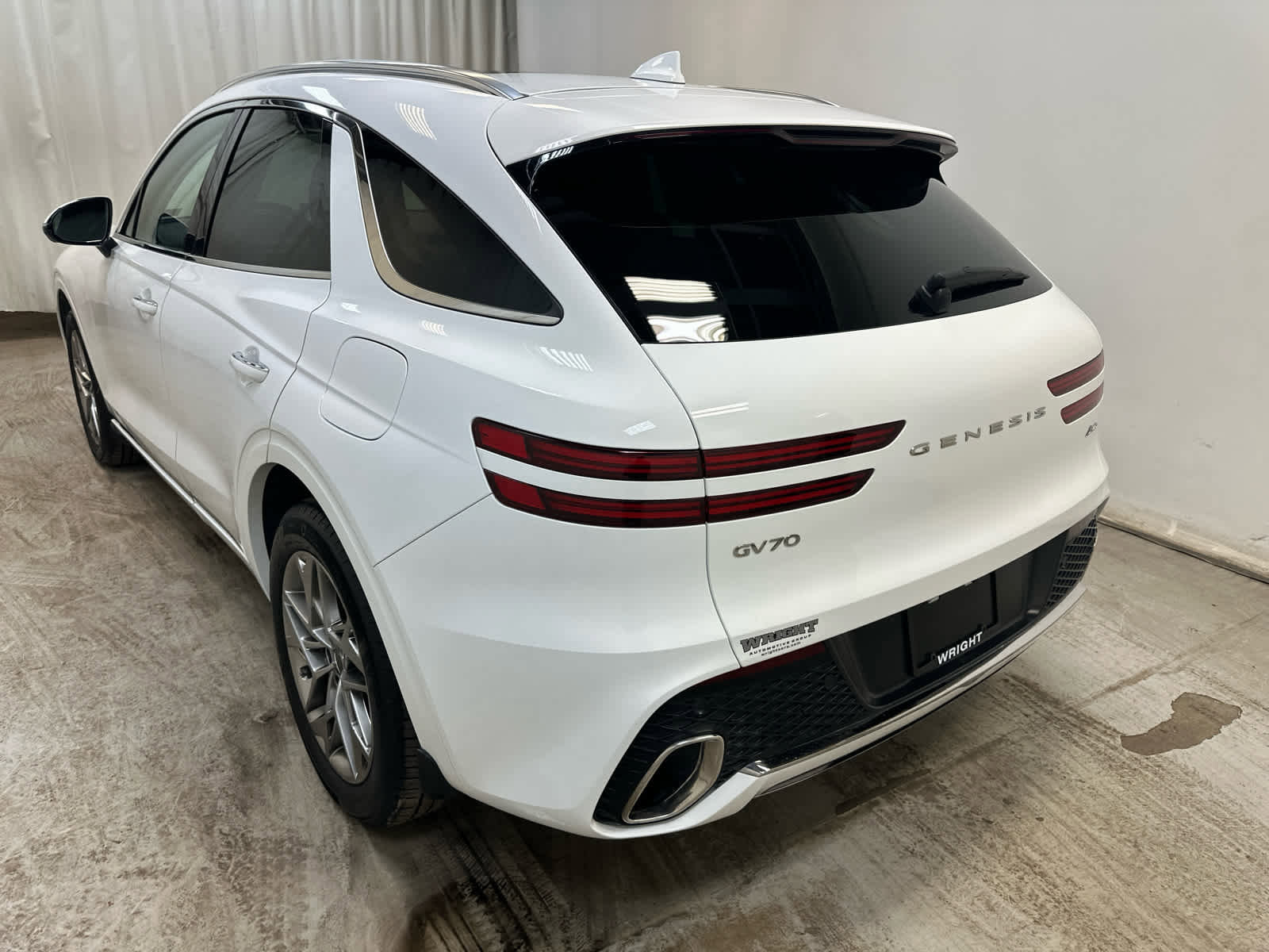 Used 2024 Genesis GV70 2.5T Advanced w/ Advanced Package video 2