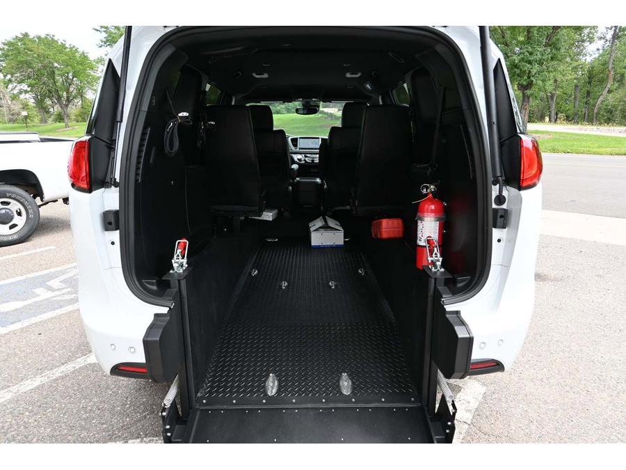 New 2025 Chrysler Voyager LX image 19