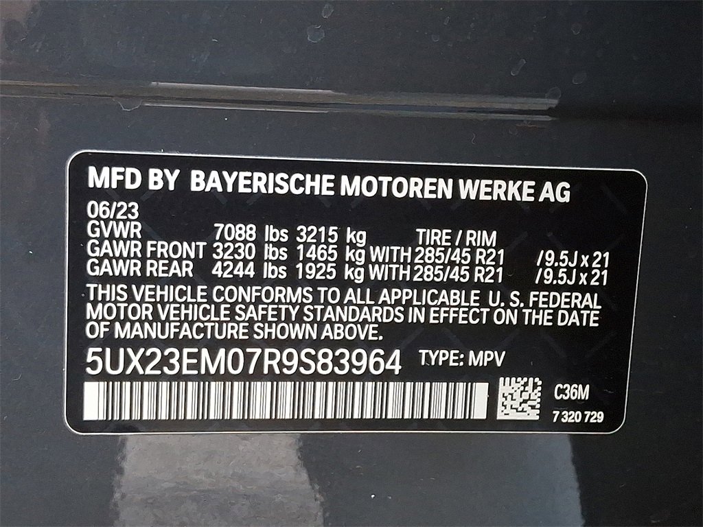 Certified 2024 BMW X7 xDrive40i w/ Executive Package image 29