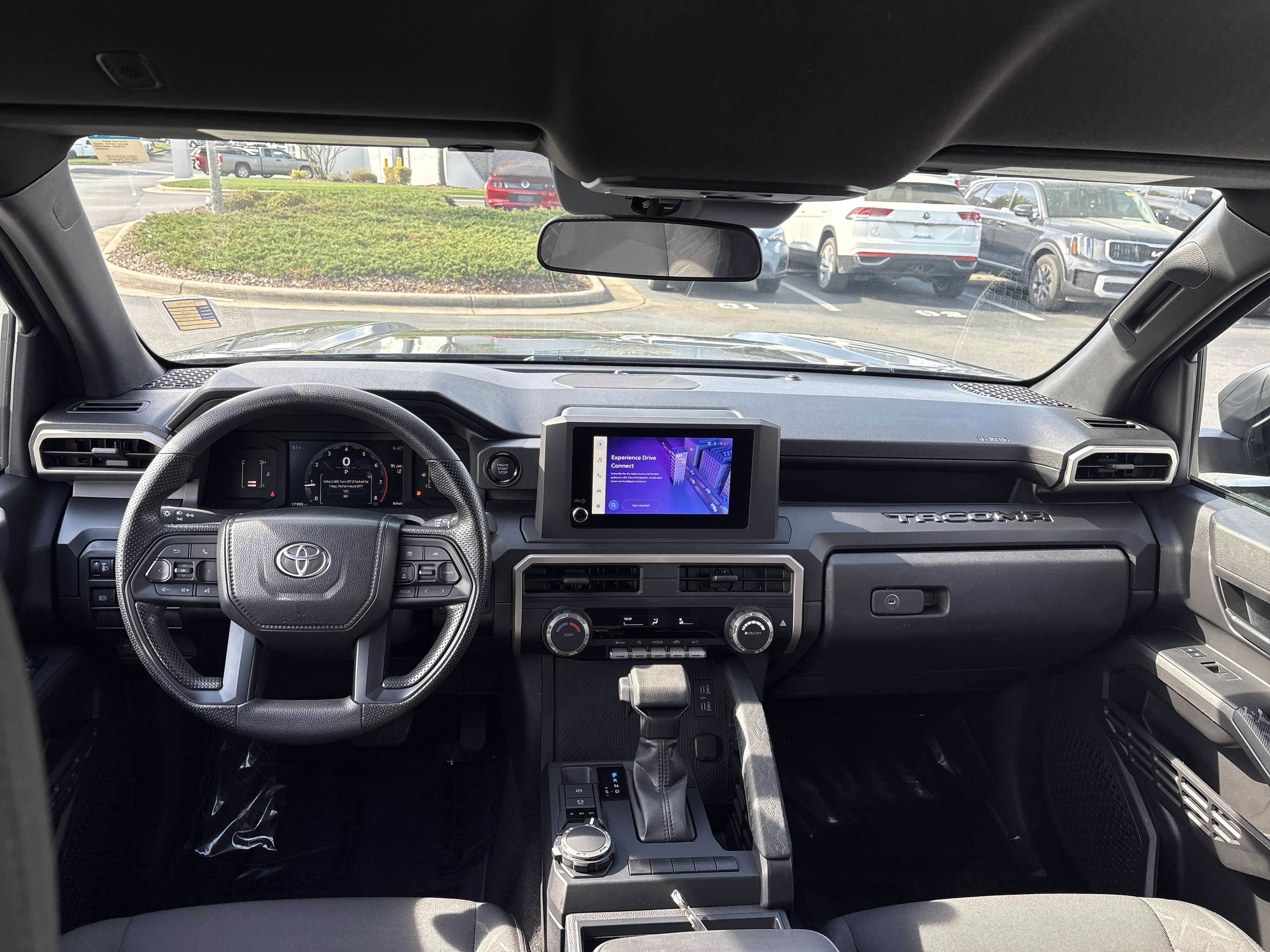 Used 2024 Toyota Tacoma SR image 15