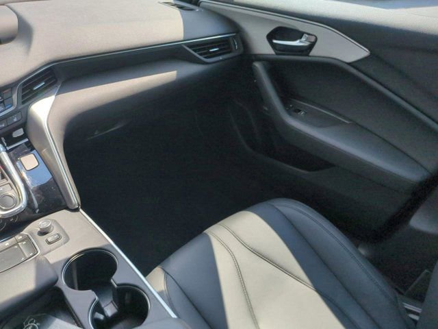 Used 2023 Acura TLX image 13