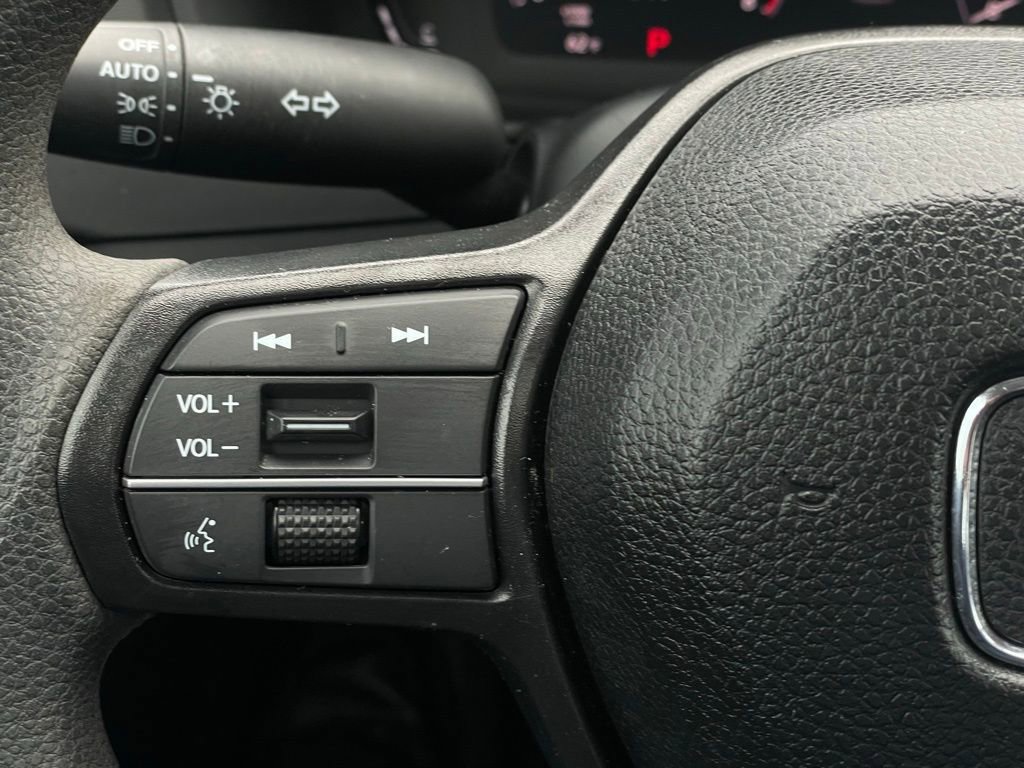 Certified 2025 Honda Accord SE image 15