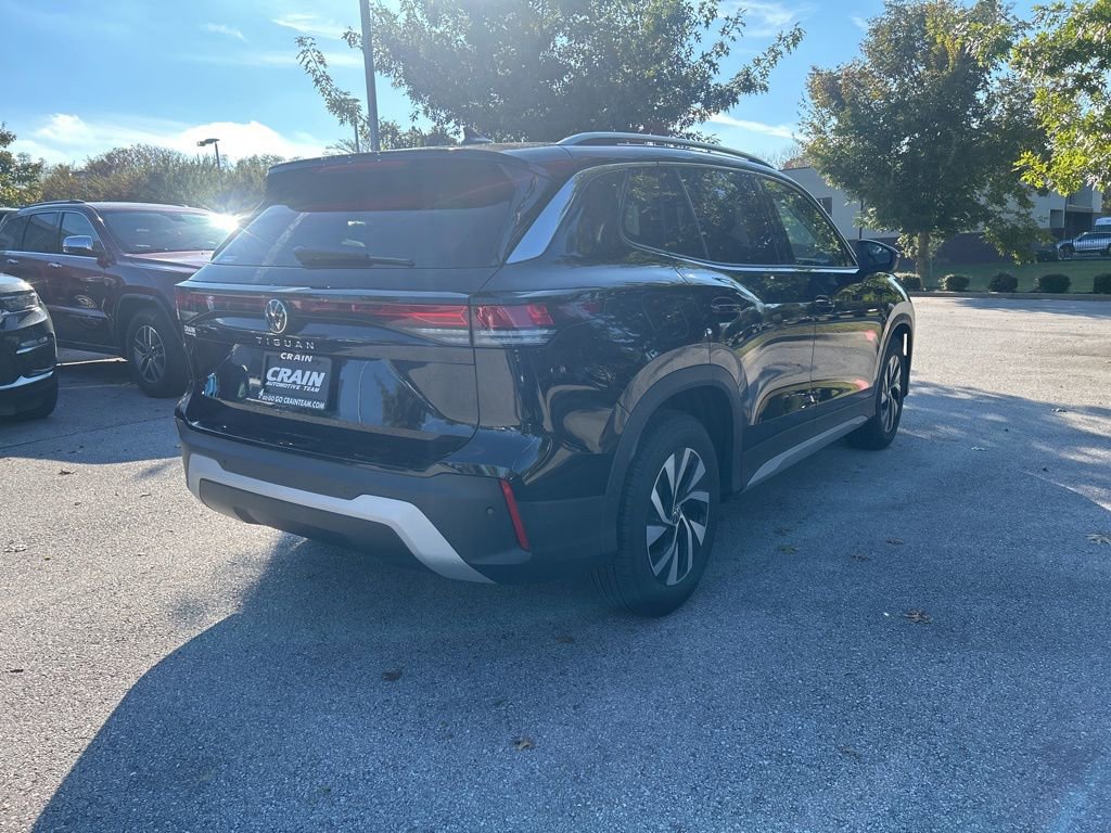 New 2026 Volkswagen Tiguan S FWD image 8
