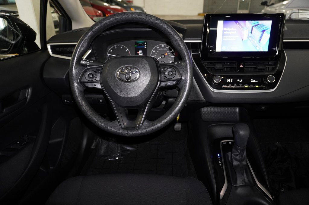 Used 2023 Toyota Corolla LE image 7