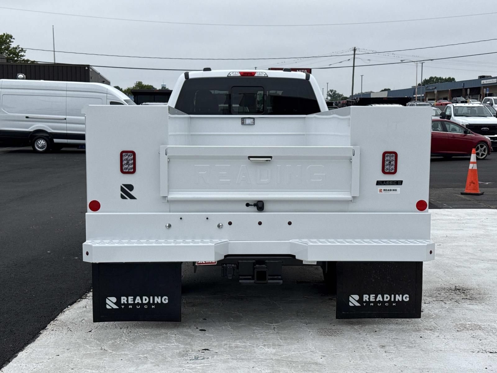 New 2026 Ford F350 XL w/ XL Chrome Package AWD/4WD image 4