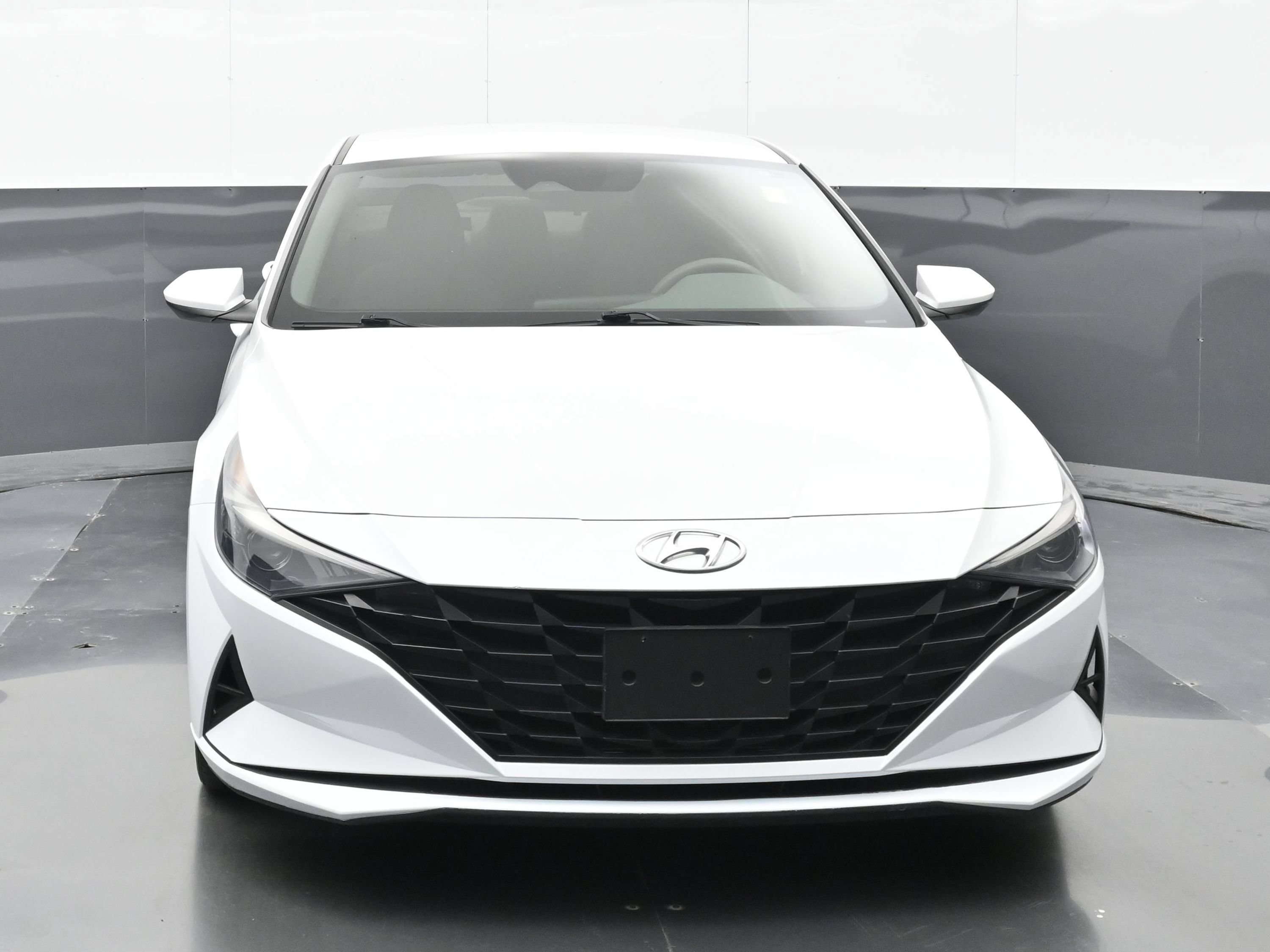 Used 2021 Hyundai Elantra SEL FWD image 7
