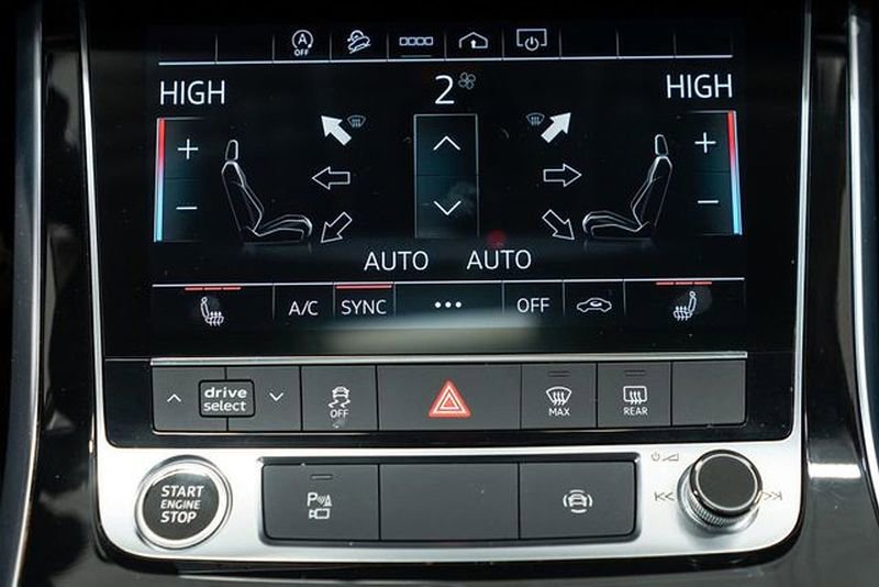 Used 2023 Audi Q7 3.0T Premium image 21