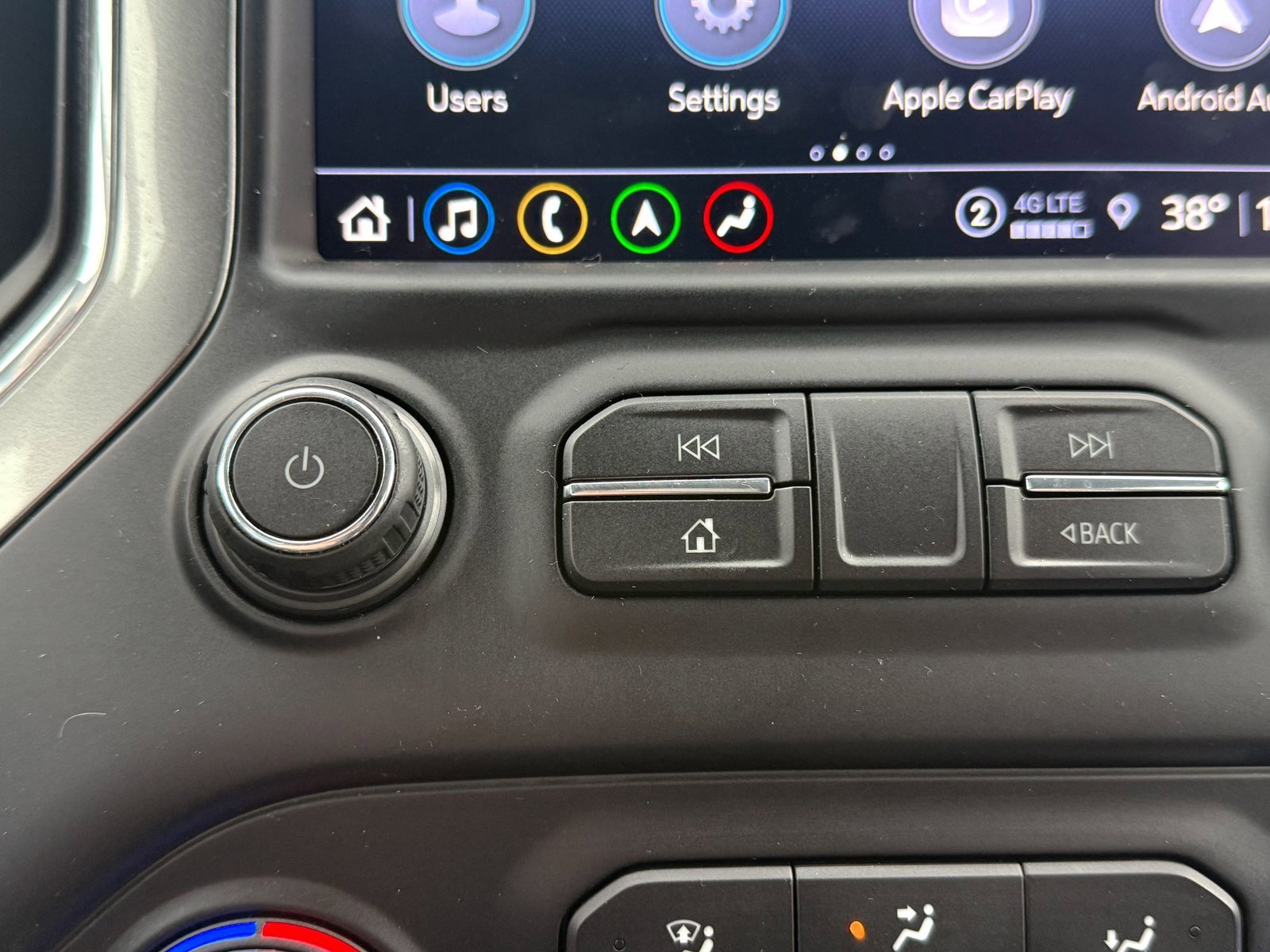 Certified 2021 Chevrolet Silverado 1500 LTZ image 29