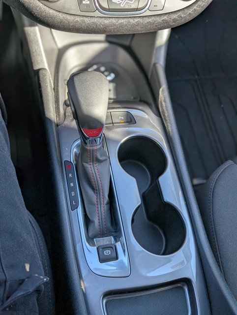 Used 2024 Chevrolet Malibu RS image 15