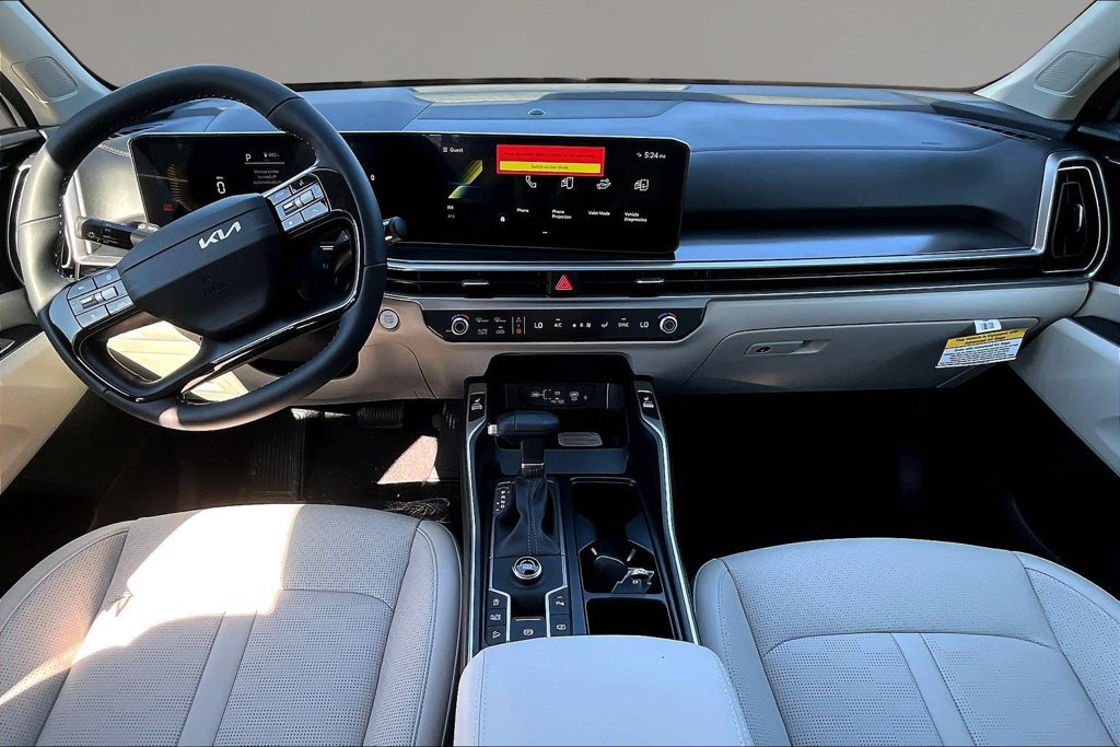 New 2026 Kia Sorento S w/ S Panoramic Sunroof Package FWD image 5