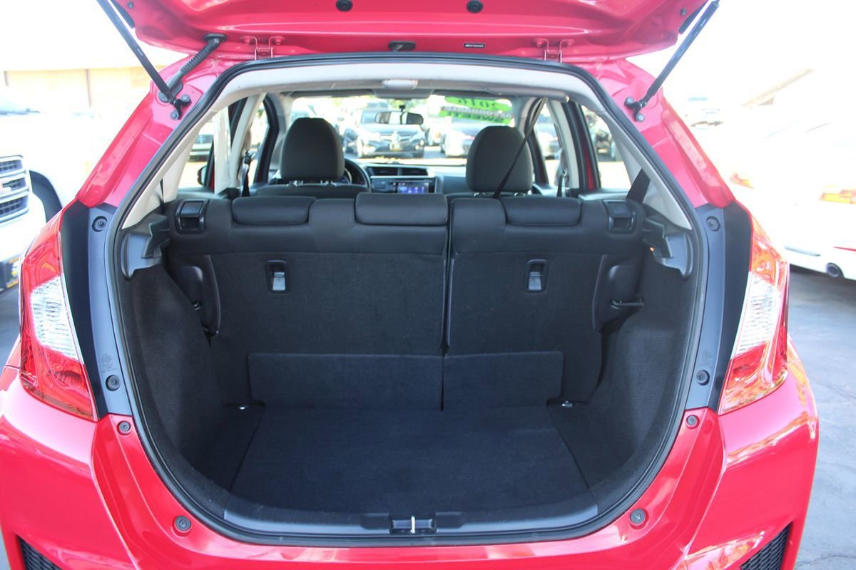 Used 2016 Honda Fit EX image 19
