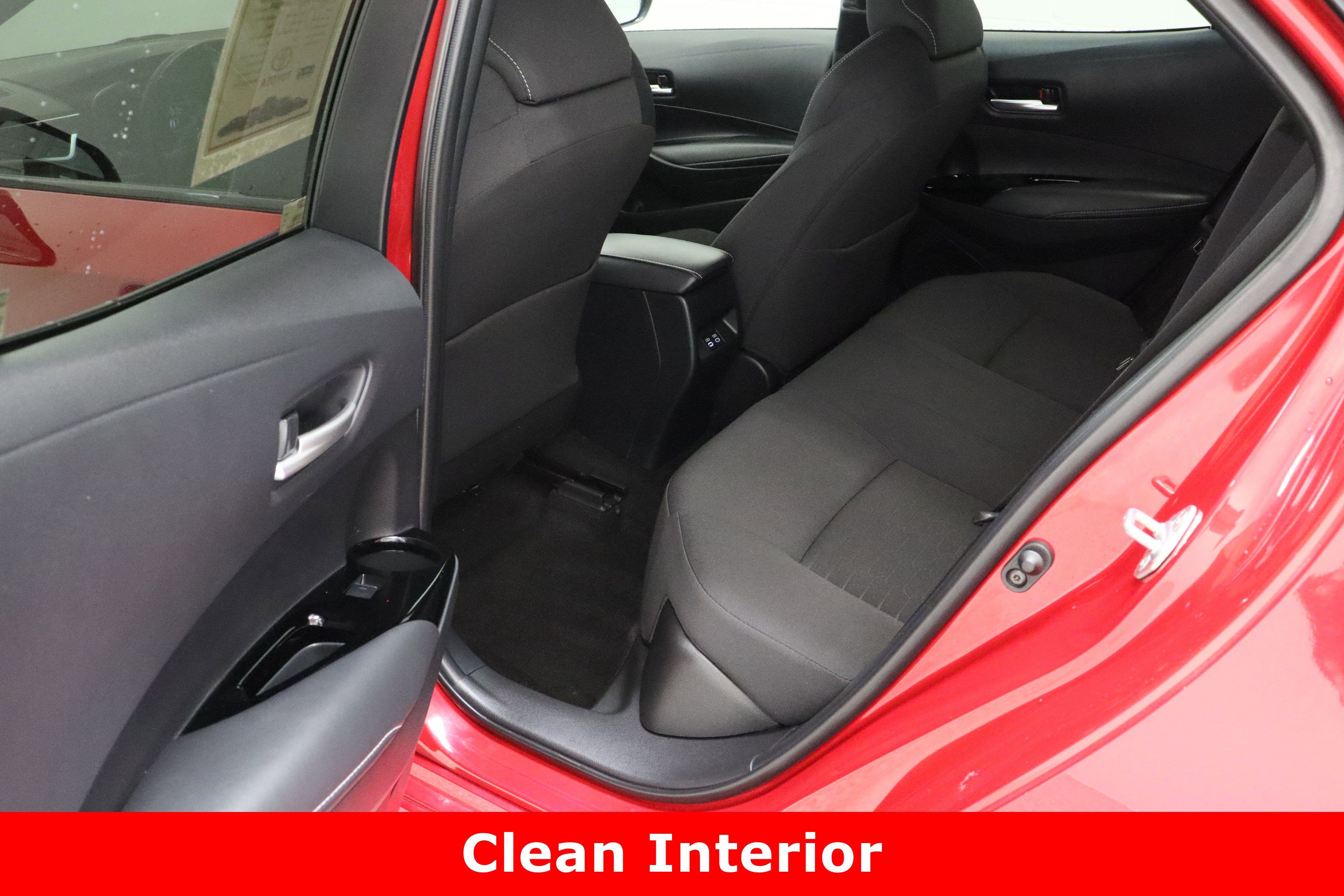 Used 2025 Toyota Corolla SE image 25